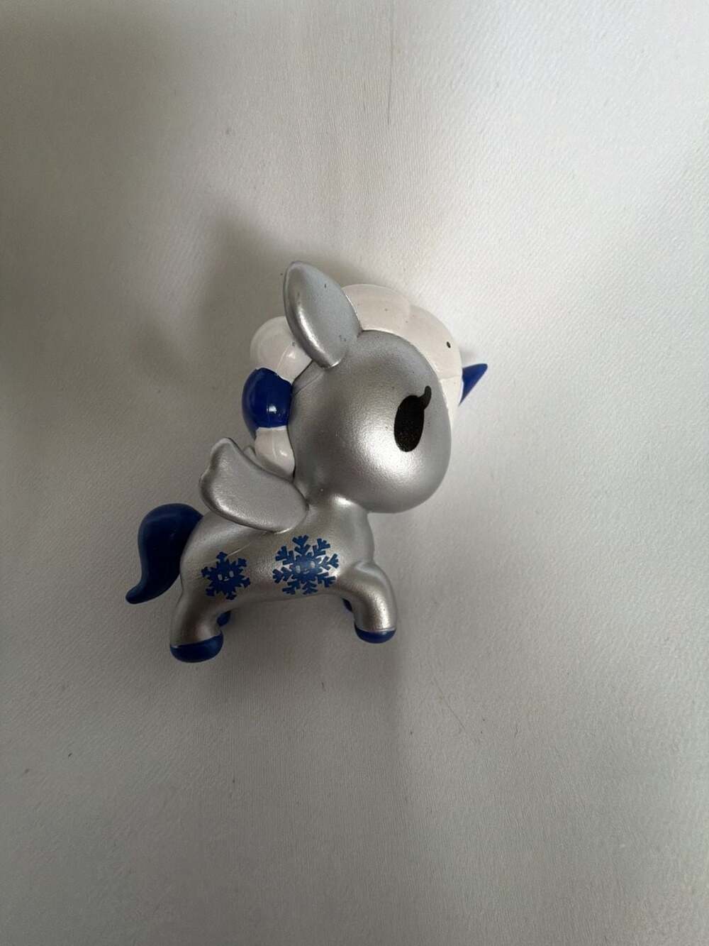 Tokidoki Neon Stars Frosty Snowflakes MINI